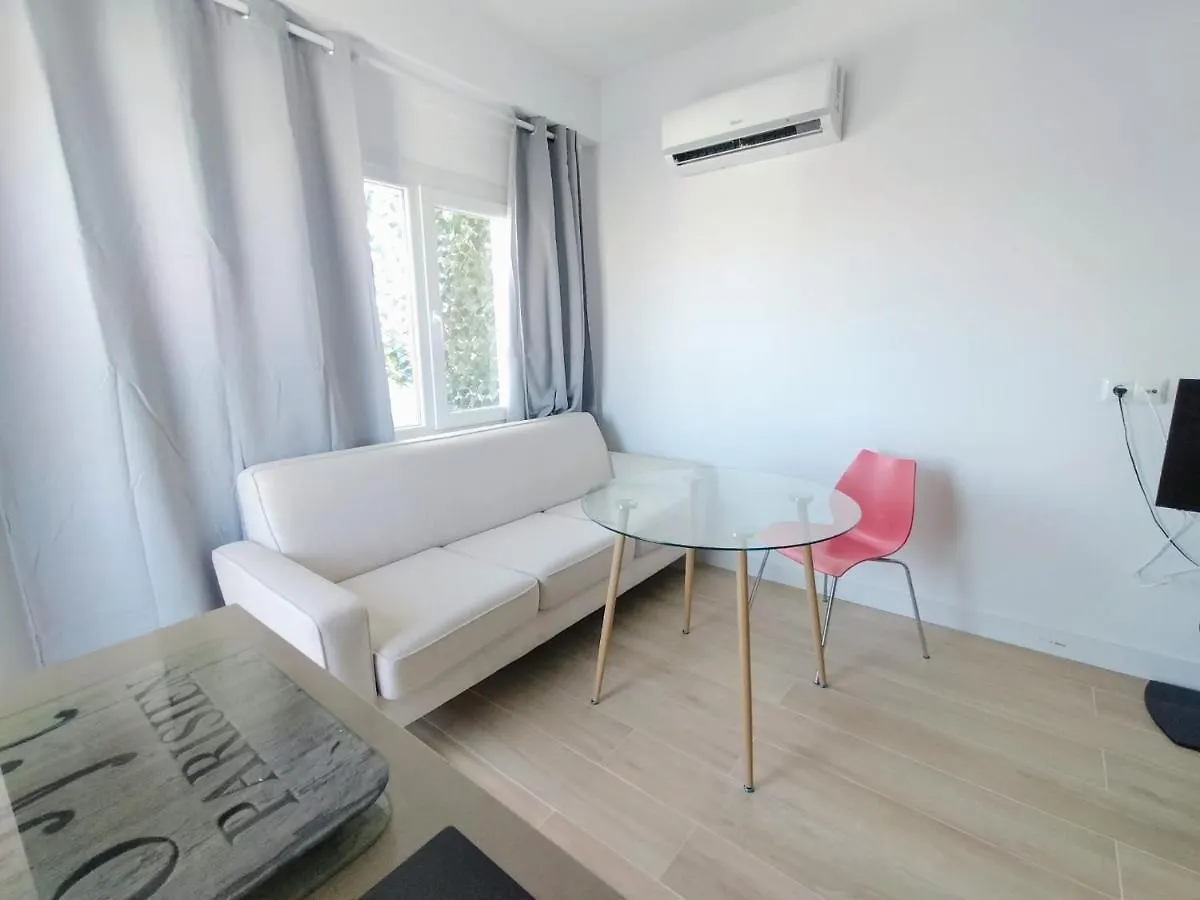 Velazquez Aeropuerto Terraza Apartment Malaga 0*,  Spain